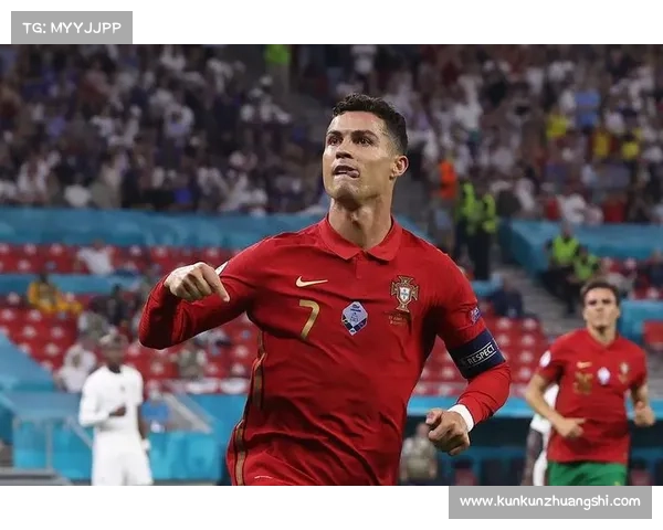 C罗点球破门创纪录世预赛进球数达39粒追平历史射手王